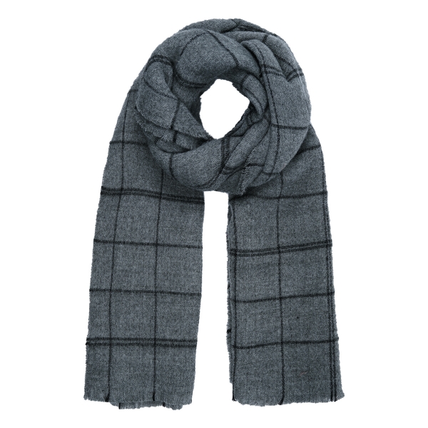 Checkered grey winter scarf