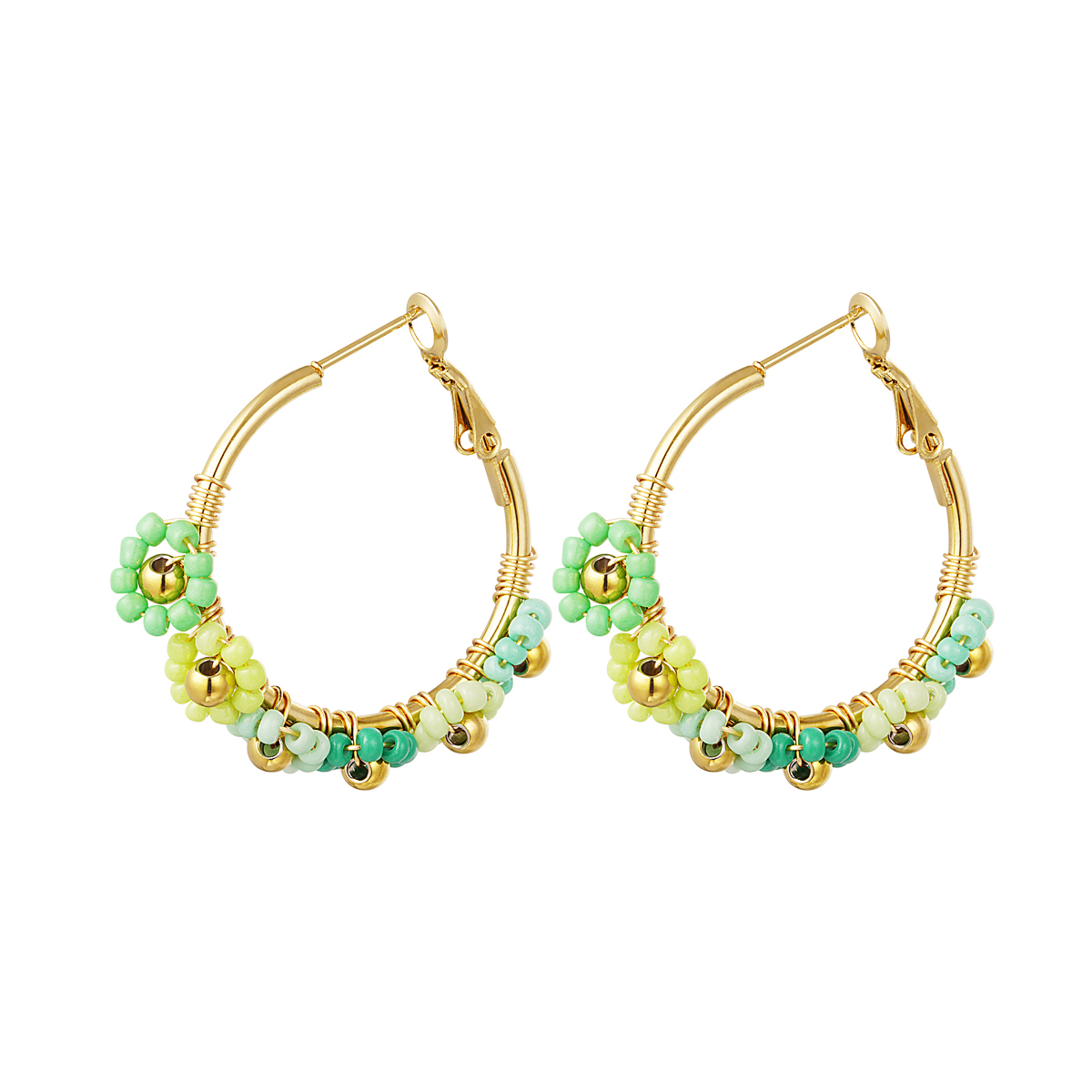 Earrings with colorful flowers